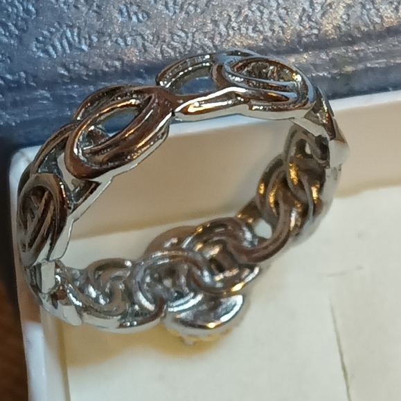 NATURAL THAI SPINEL RING - Picture 3 of 3